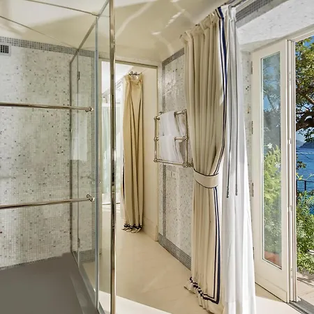 J.k. Place Hotel 5*