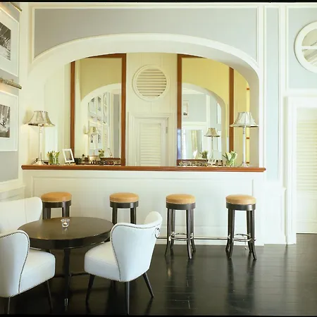 فندق جيه كيه بليس 5*