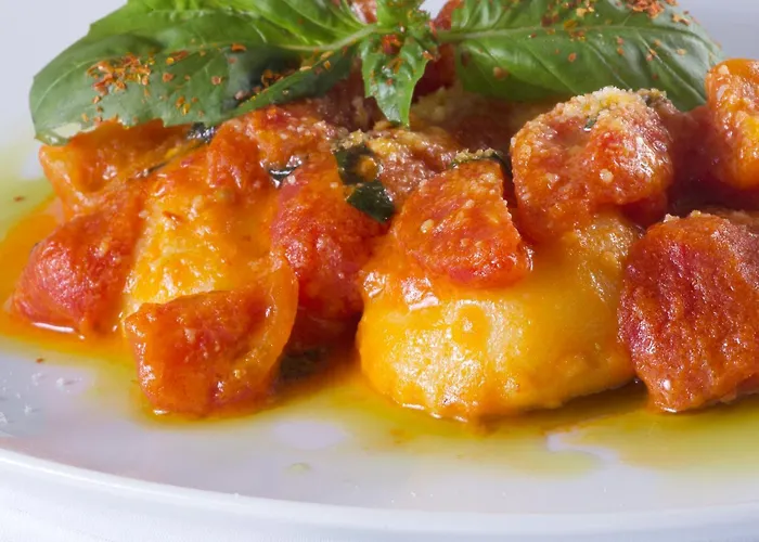 فندق جيه كيه بليس 5*