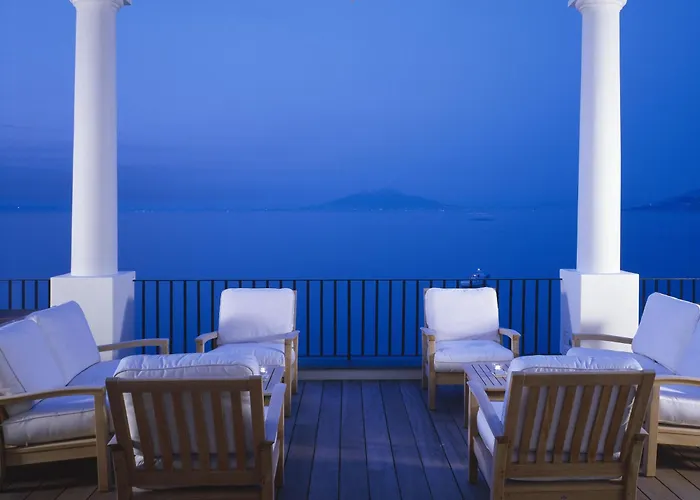 فندق جيه كيه بليس 5*