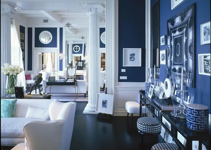 فندق جيه كيه بليس