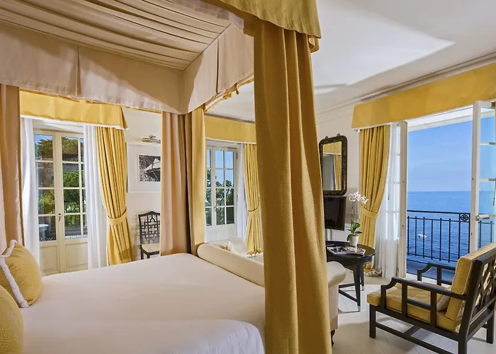 فندق جيه كيه بليس 5*