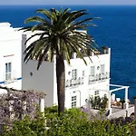 J.k. Place Capri