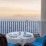 J.k. Place 5* Capri
