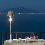 جيه كيه بليس
