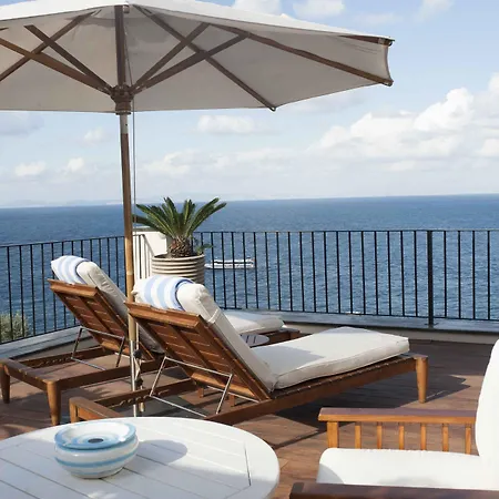 J.k. Place Отель 5*