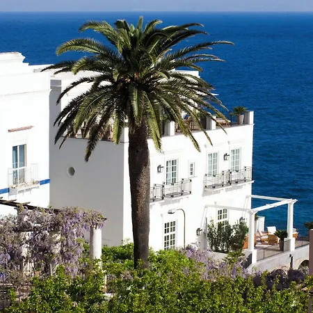 J.k. Place Capri